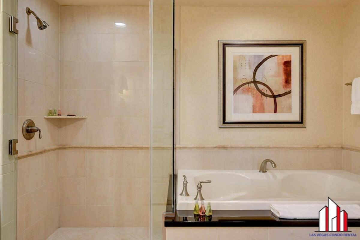 לאס וגאס Mgm Signature-18-703 Strip View Jacuzzi Studio מראה חיצוני תמונה