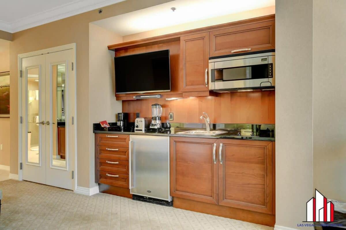 לאס וגאס Mgm Signature-18-703 Strip View Jacuzzi Studio מראה חיצוני תמונה